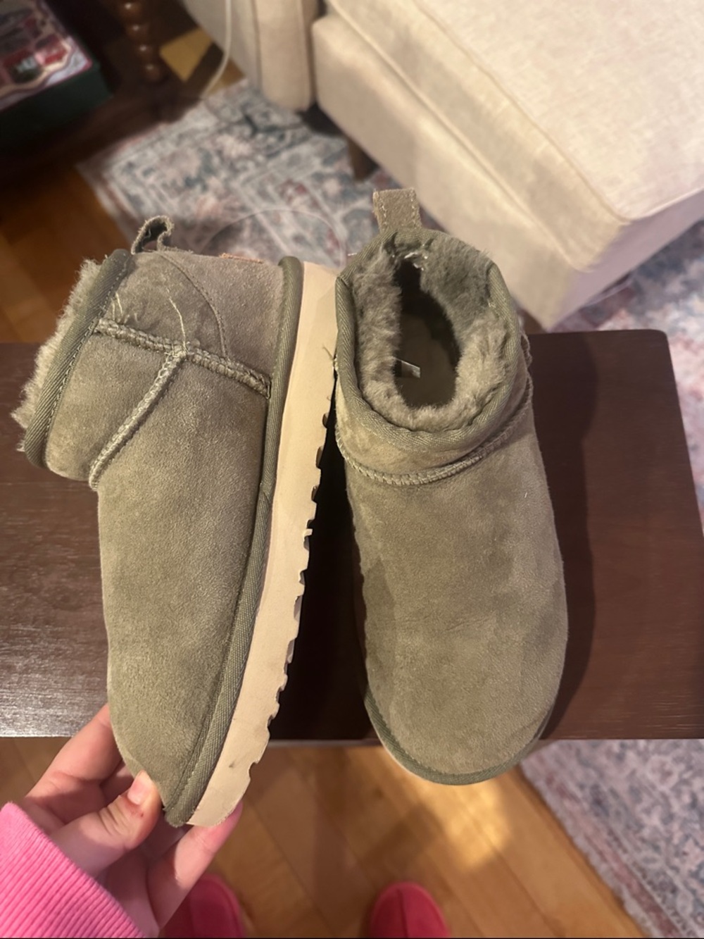 UGG Ultra Mini - Picture 3 of 7